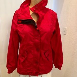 NWOT women red windbreaker jacket M zipper